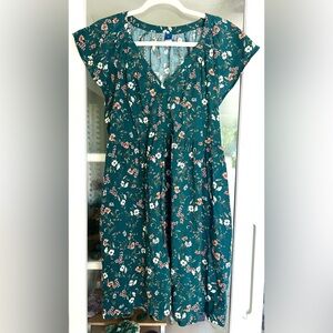 NWOT Old Navy Green Floral Buttoned Sundress